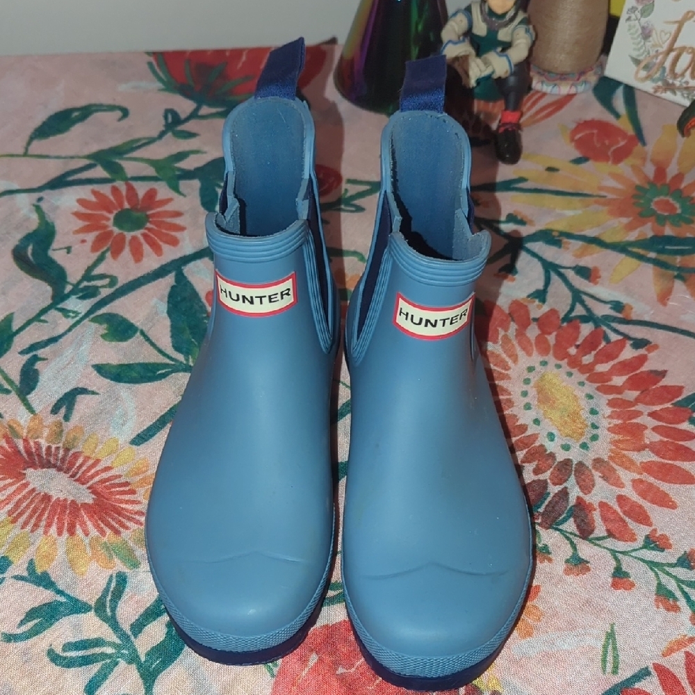 Hunter Size 7 Periwinkle/Navy Ankle Rain Boots / Deck Boots (Fishing) 🐟⚓